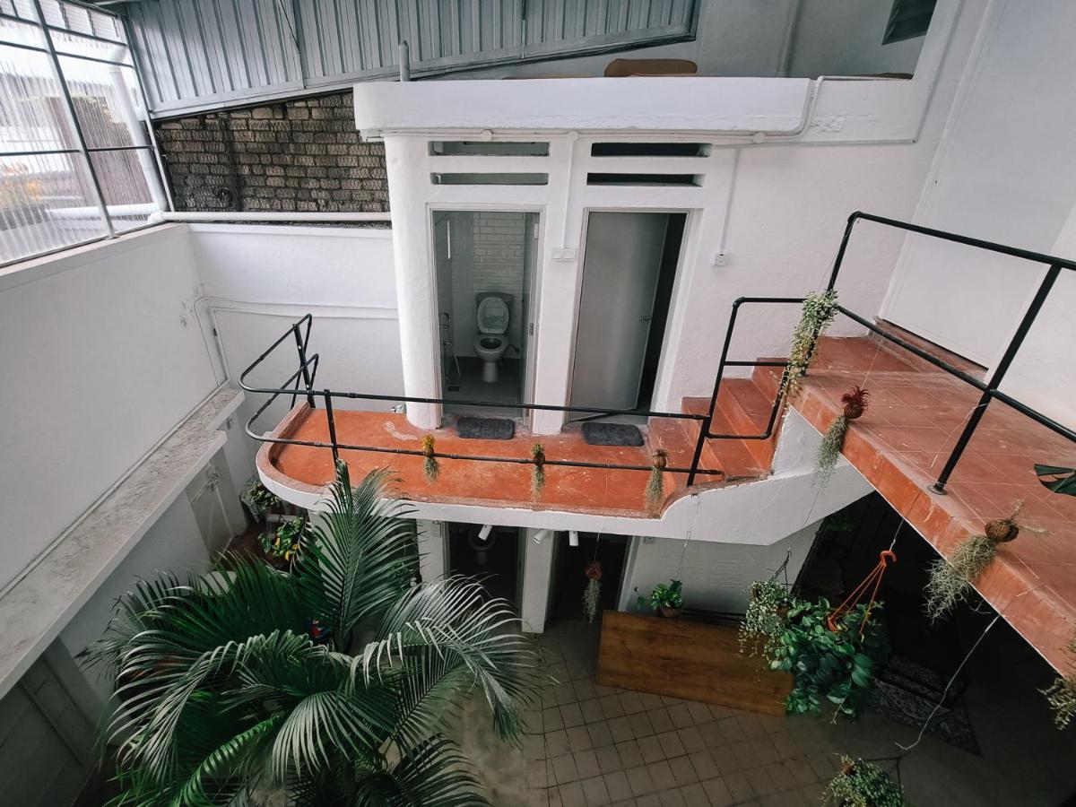 111 Hutton Lane Hostel George Town Buitenkant foto